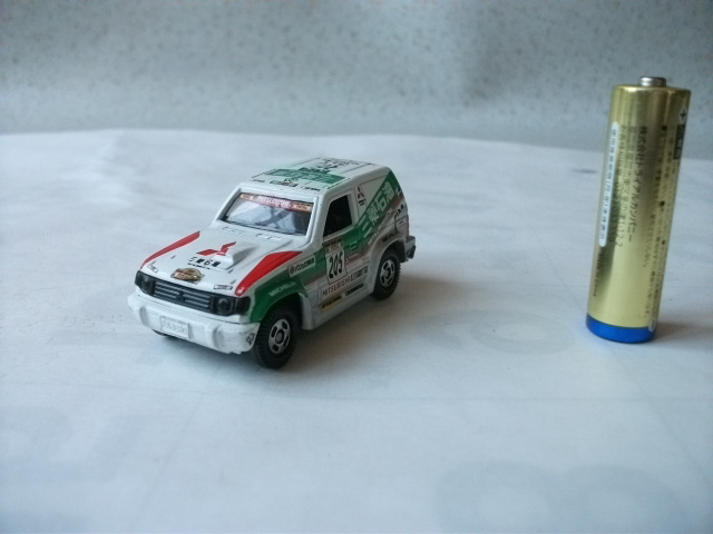 TOMICA トミカ 1993 三菱石油 ラリーカー MITSUBISHI PAJERO 緑 NO30 1/61 ミニカー ビンテージ レトロ 拍卖