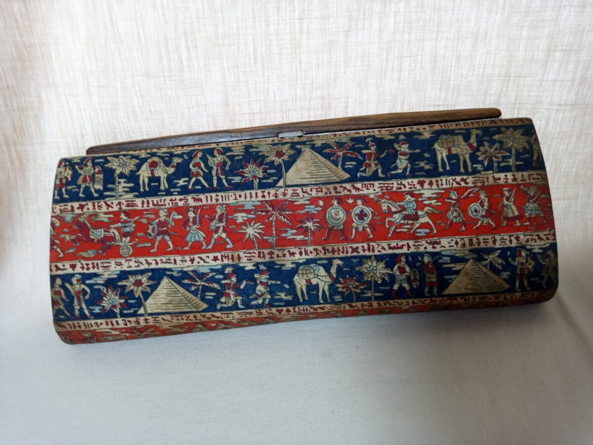 12569 ★★ エジプト柄 クラッチバッグ拍卖