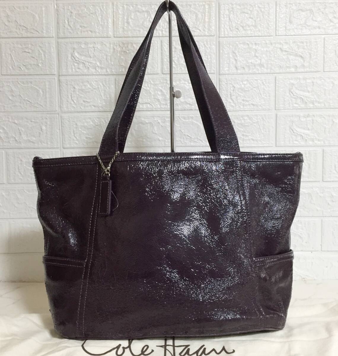 no34399 COLE HAAN コールハーン エナメル レザー 肩掛けショルダー トート バッグ 通勤 通学 A4収納可能拍卖