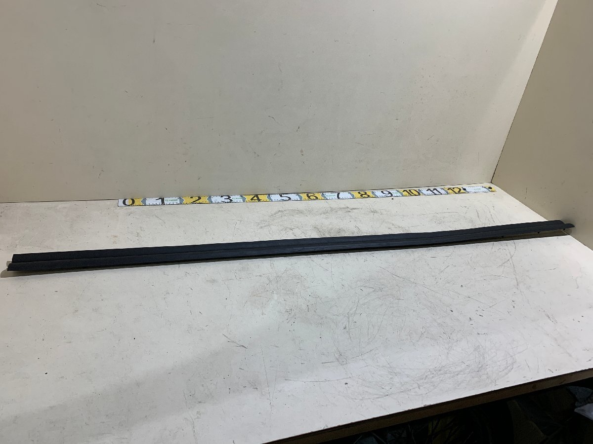 NISSAN 日産 純正 Lower Seal Strip 下部シールストリップ 下部 シールストリップ 80839-6RA0A 純正パーツ 純正部品 修復・付け替え等に拍卖