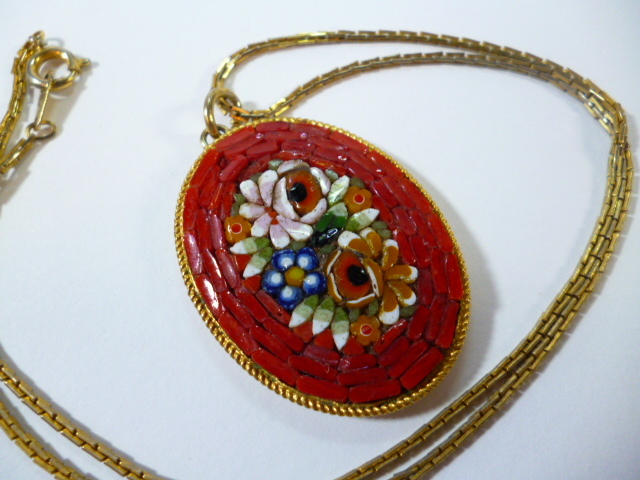 β ITALY マイクロモザイク ネックレス ペンダント β モザイク ガラス拍卖