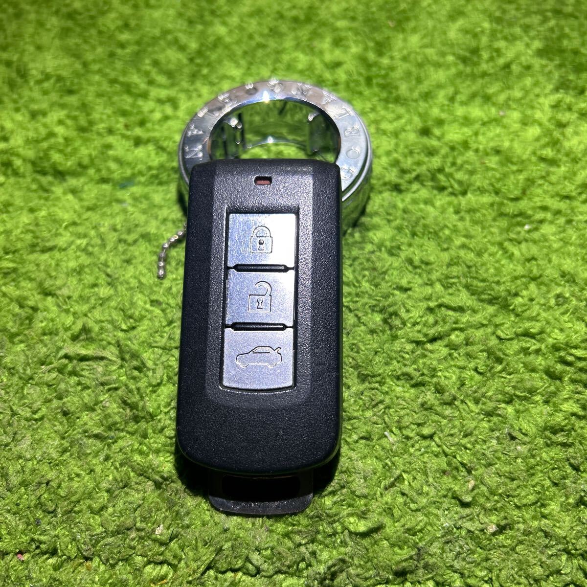 NO:12 三菱スマートキーリモコン 3ボタン 赤ランプ アウトランダー ランサー等 拍卖