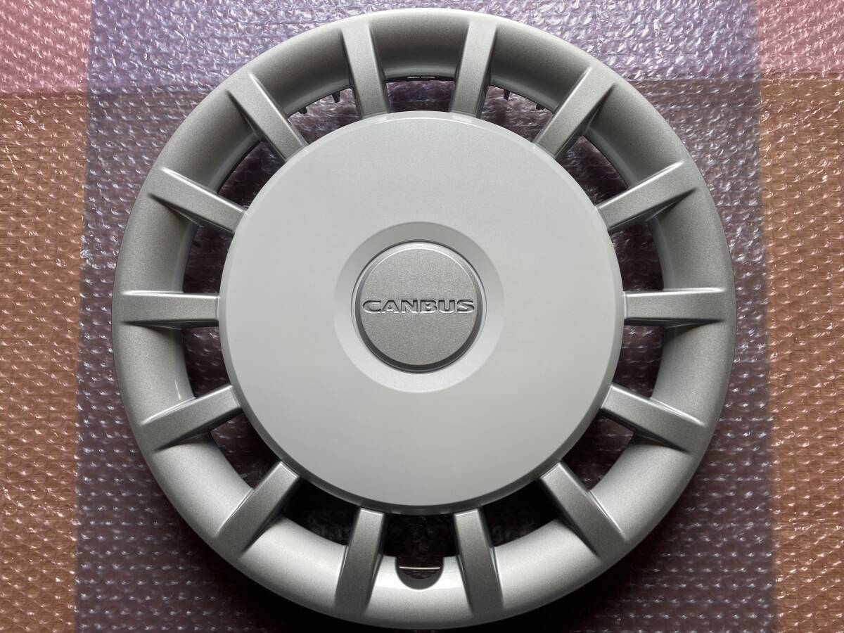 新車添付 未使用品 850系 ダイハツ ムーヴ キャンバス 純正 14in ホイールキャップ 42602-B2310-B1 A3 シルバー×パールホワイト 1枚 ☆①拍卖
