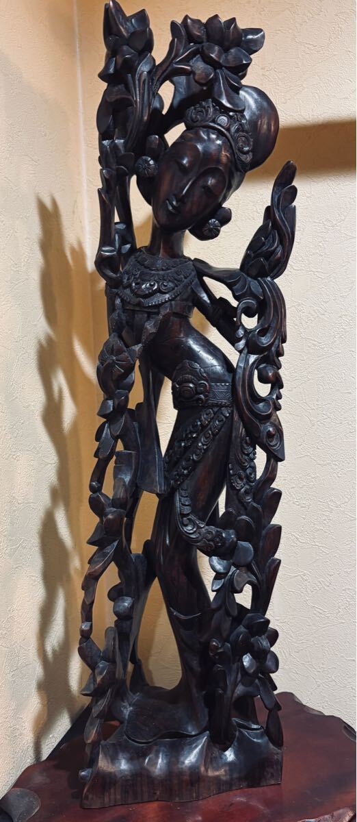 黒檀 木彫 細密彫刻 女神 68cm 大型 バリ神 神話 置物 彫刻 美術品 バリ島 置物 仏教美術 オブジェ 木彫仏像 木彫 精密細工 仏師手仕上げ品拍卖
