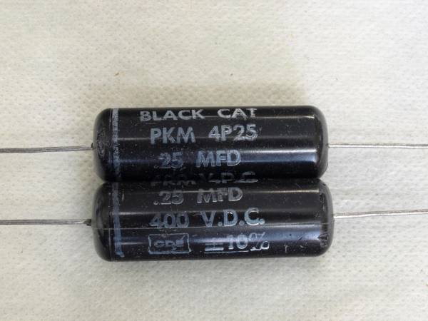 即決 CDE コーネル 0.25uF 400V PKM 2本~10本 ブラックキャット拍卖