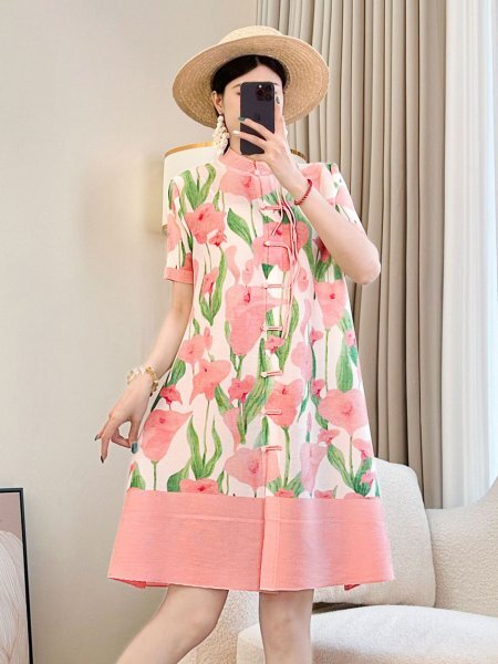 NEW2505レディーストップスプリーツpleats半袖ワンピースチュニックロング丈肌触り弾力ドレープ性がいい素敵花柄拍卖