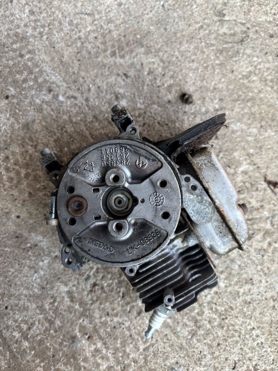 草刈機刈払機 部品パーツ エンジン 部品取り用 エンジン始動未確認 圧縮あり ジャンク取扱 丸山BC233拍卖