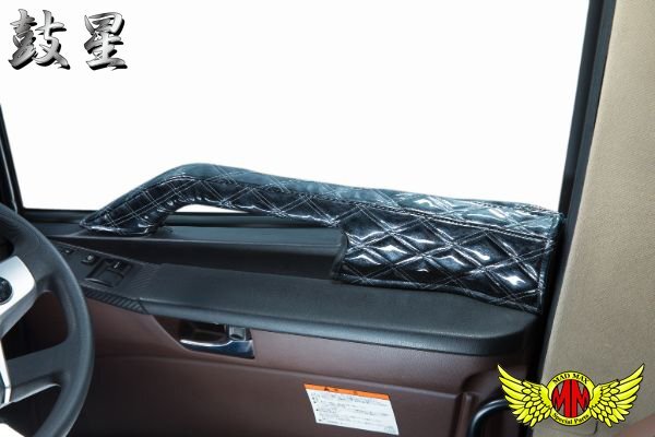 トラック用品 鼓星 オリオン ドアハンドルカバー 運助SET ブラック 日野 エアループデュトロ ワイド H23.07~/トラック内装【送料800円】拍卖