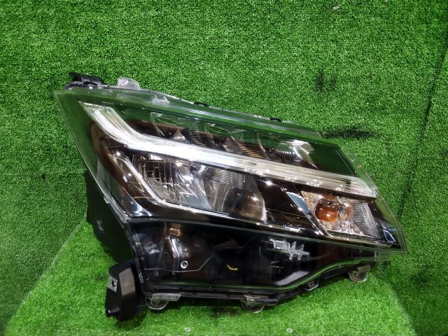 タンク DBA-M910A 右ヘッドランプ 右ヘッドライト スタンレー W3917 81110-B1600 純正 LED拍卖