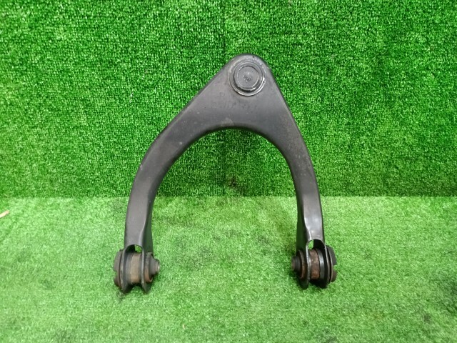 クラウン DBA-GRS204 右フロントアッパアーム 48610-39165拍卖