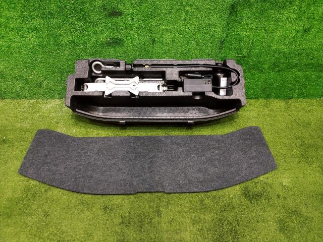 N-BOX DBA-JF4 リアボード・トノカバー 純正 ラゲッジボックス 工具セット拍卖