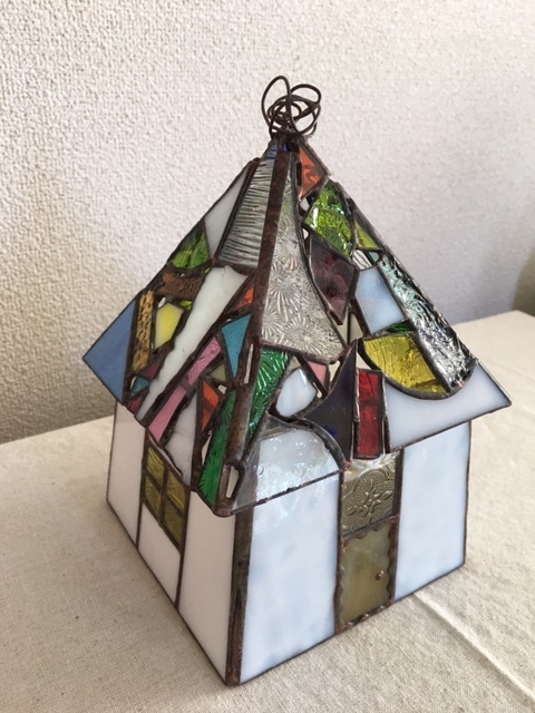 美品・可愛いステンドグラス 色彩鮮やかな手作り アンティーク調 お家ランプ 新品拍卖