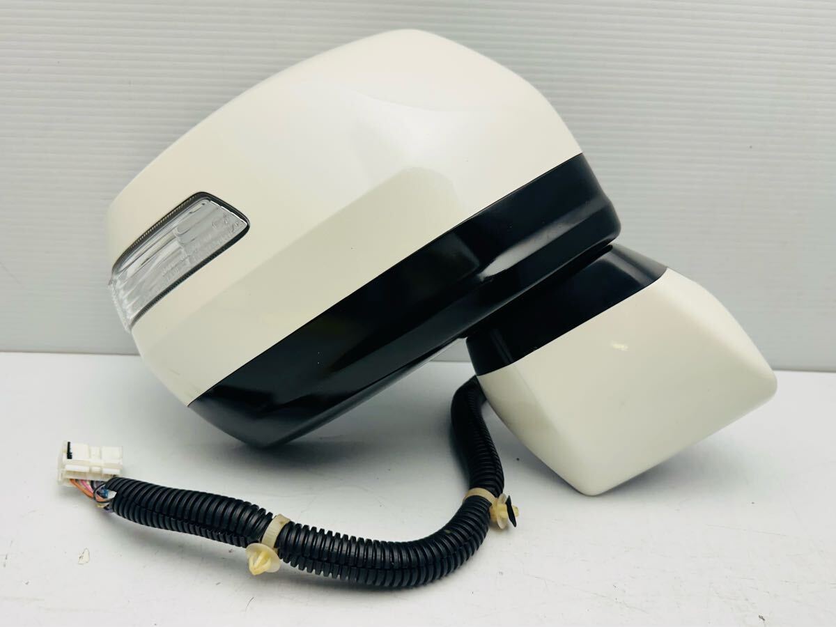美品 ホンダ 純正 RK1 RK2 RK3 RK4 RK5 ステップワゴン ドアミラー サイドミラー 右 10ピン パール NH624P (C214)拍卖