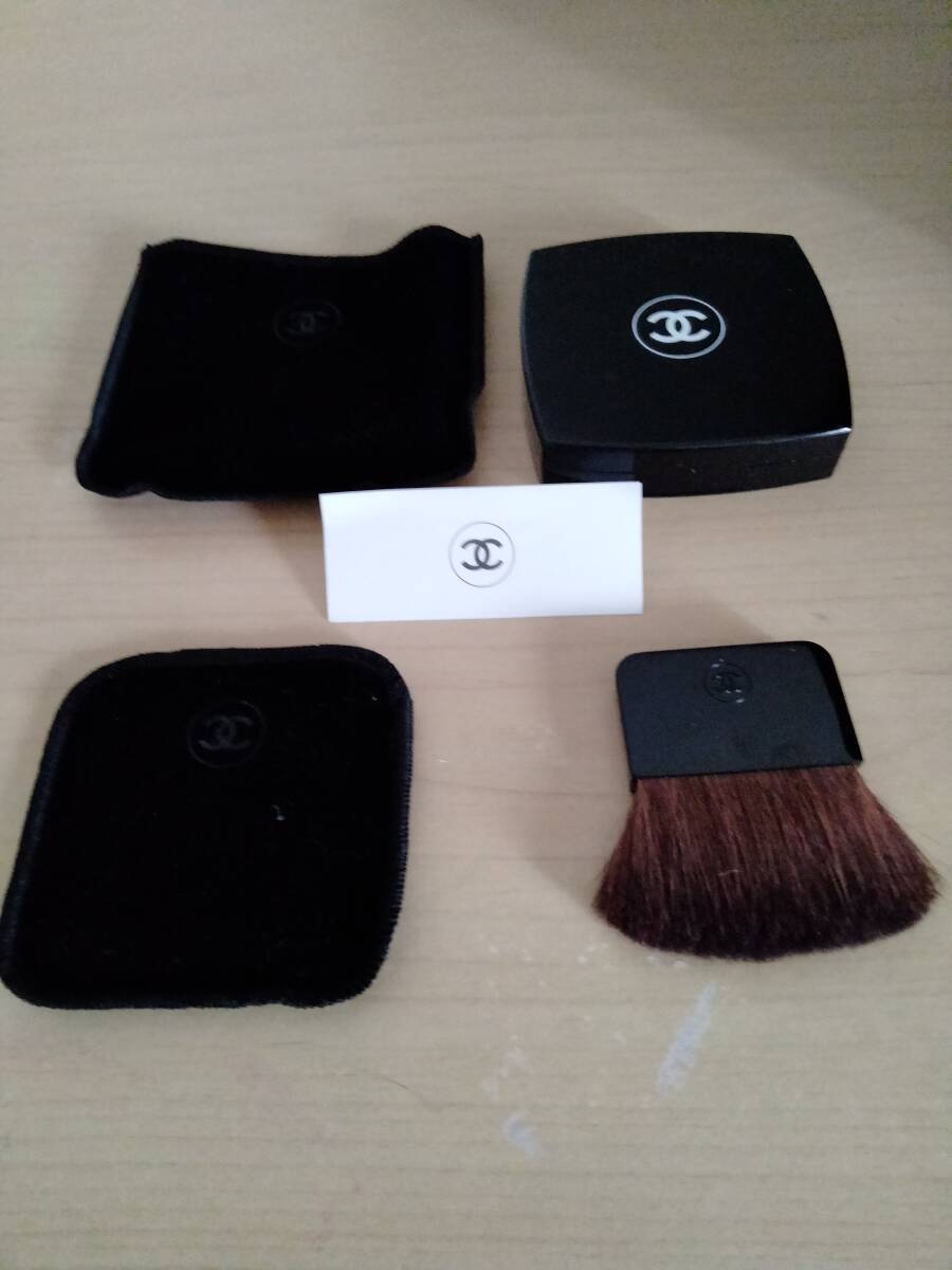 CHANEL シャネル プードゥル ルミエール グラッセ フェイスパウダー パウダー&ブラシ 美品拍卖