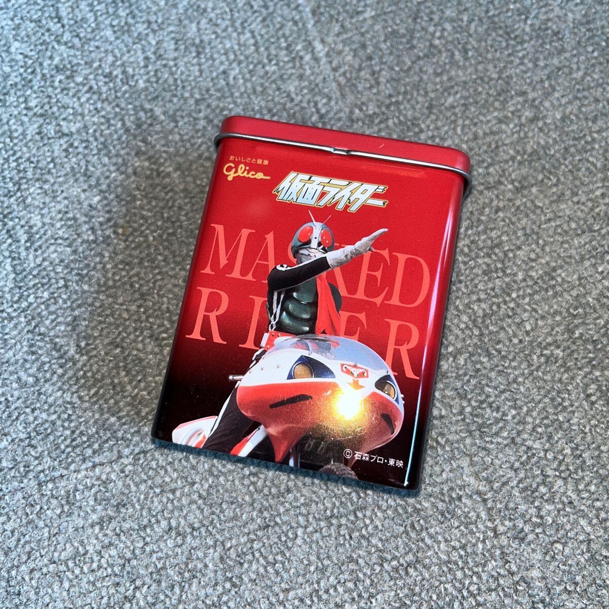 仮面ライダー 缶ケース 小物入れ 小凹みあり お菓子 おまけ拍卖