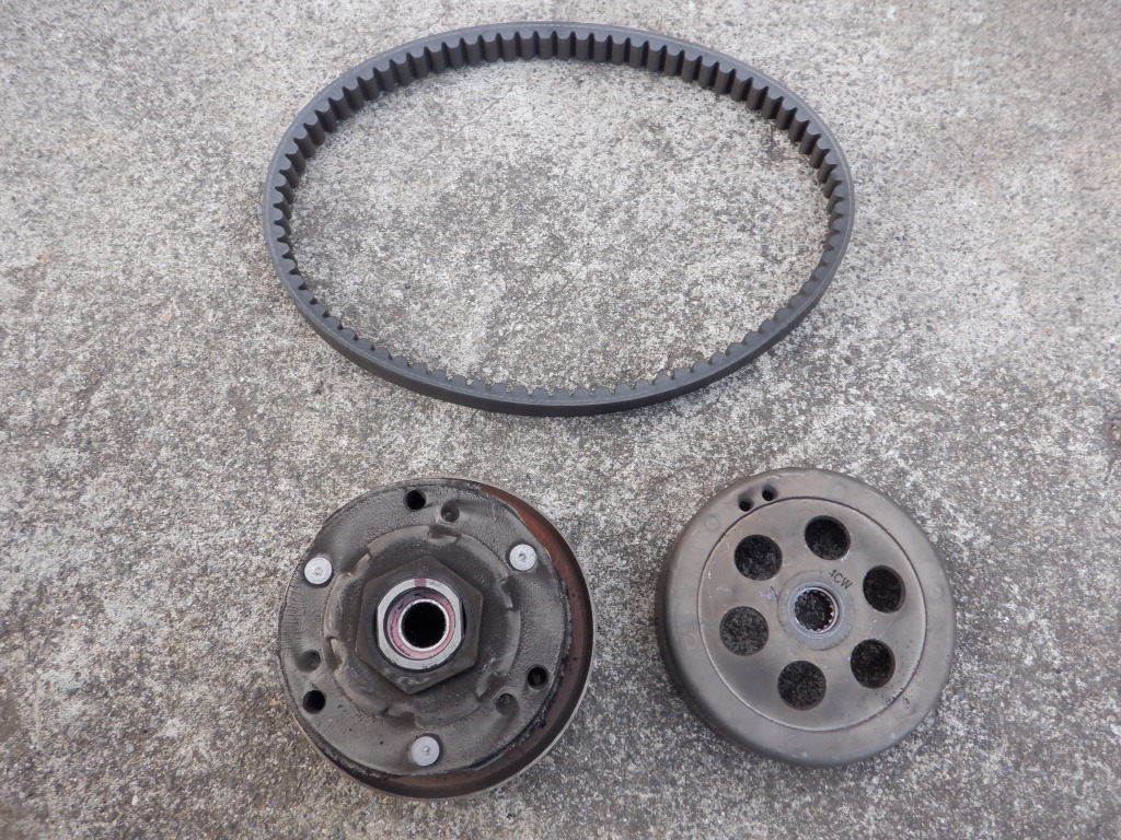 シグナス125X SE44J 純正クラッチ&クラッチアウター&Vベルト JJ 国内 2型拍卖