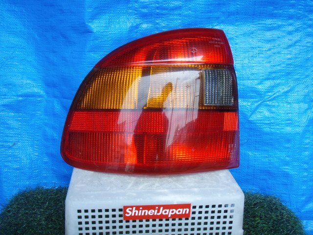 ★ XD200 オペル アストラ テールランプ左 テールレンズ ブレーキランプ 210695JJ拍卖