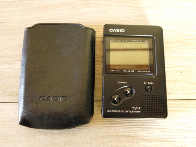 【現状渡し】CASIO・カシオ「TV-7」LCDポケットカラーテレビ ポータブル拍卖