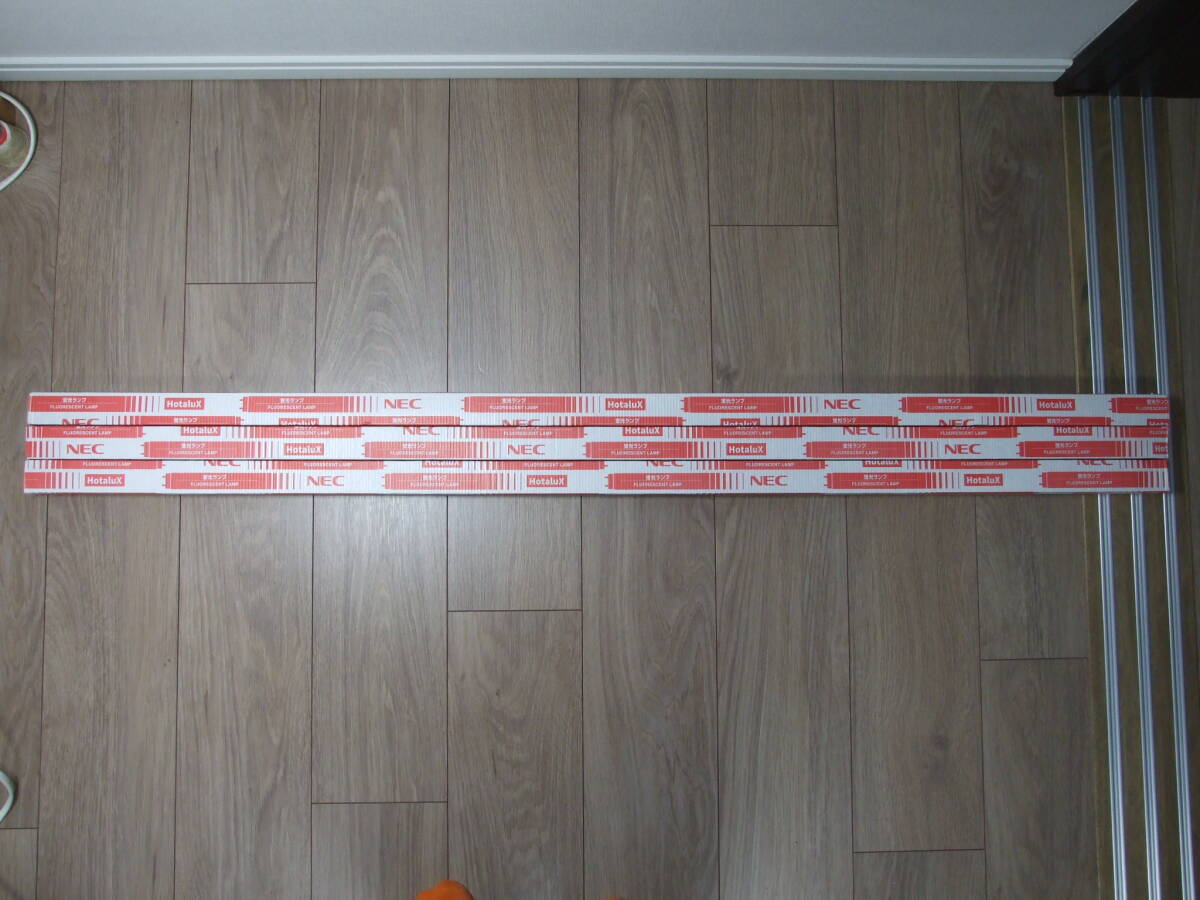 新品:NECライフライン2 直管蛍光灯 40形 白色 FLR40SW/M/36 3本1SET拍卖