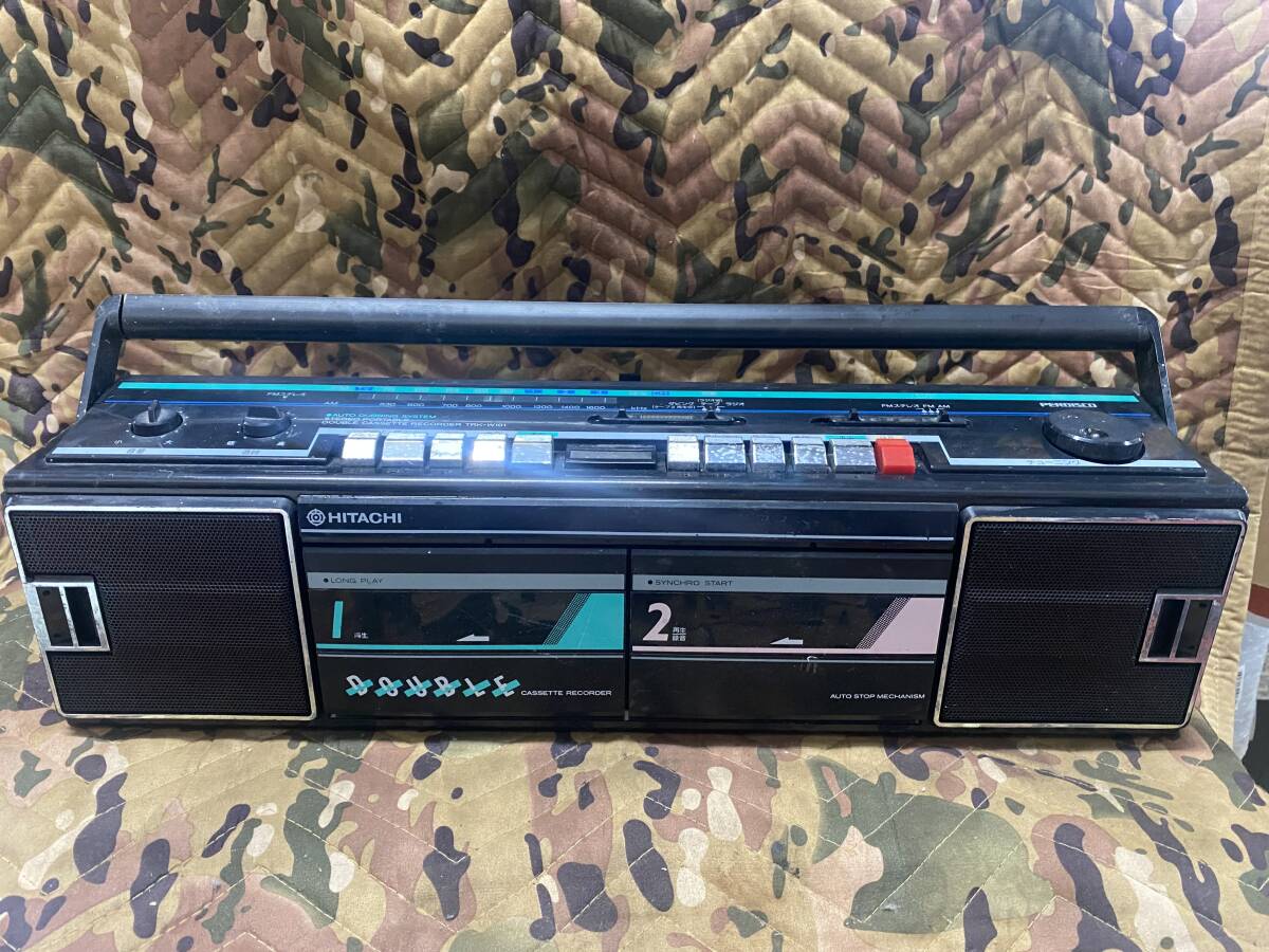 J7064 HITACHI 日立 ラジカセ ラジオカセットレコーダー 当時物 昭和レトロ 受信OK 現状品拍卖