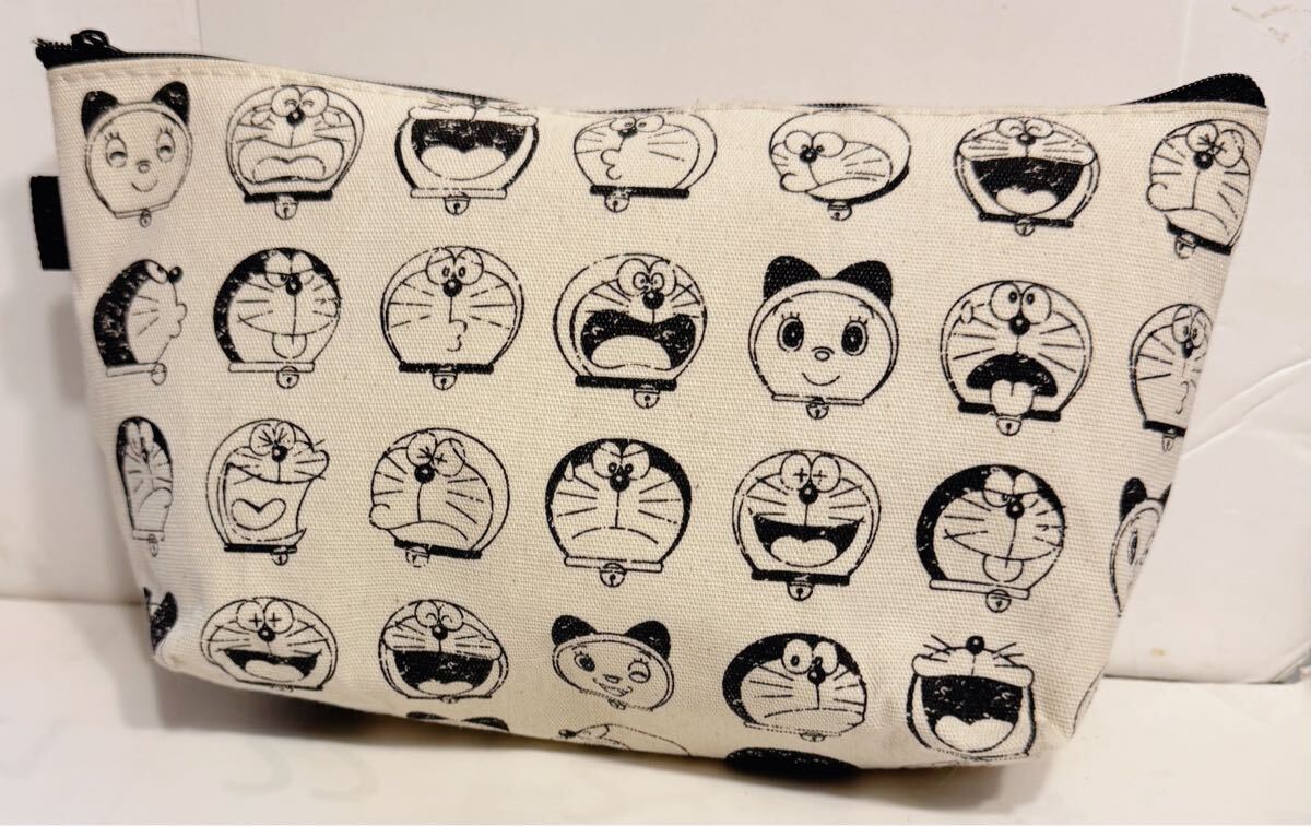 即決!ドラえもんキャンバスポーチ 拍卖