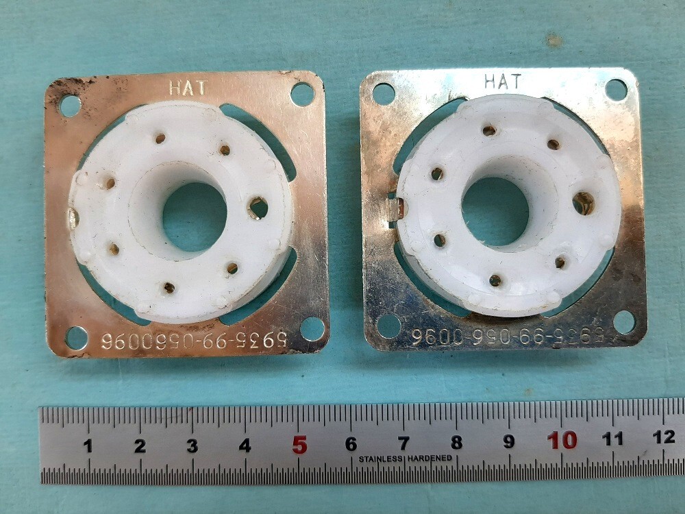 即決あり■未使用■7ピン (セプター)テフロン ソケット (3C33, 829B, 4D32など適合) 英国製? 2個組拍卖