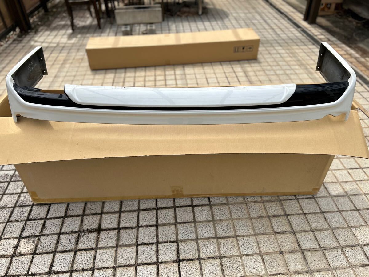 ヴォクシー ZWR80G モデリスタ リヤスカート リアスカート バンパー エアロ D2641-43710-00 ホワイト 070 ノア拍卖