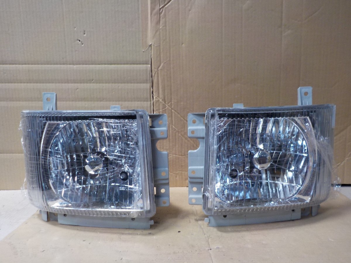 エルフ 07 ハイキャブ ワイドキャブ 外品 純正タイプ ヘッドライト 左右 未使用 1拍卖