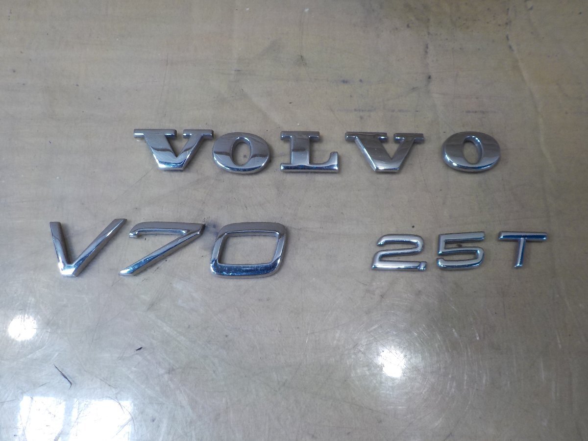 ★ボルボV70 SB5254W 後期 リア エンブレム 純正【送料込み】拍卖