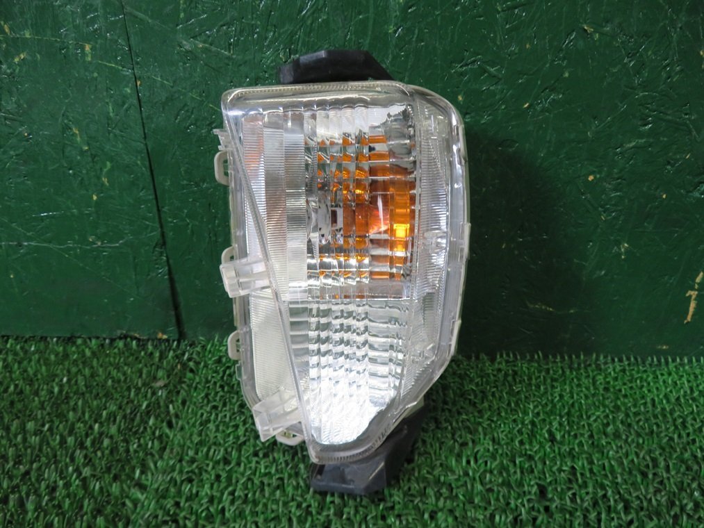 『psi』 トヨタ ZVW30 プリウス ハイブリッド 左コーナーランプ コイト 47-53 H27年式拍卖