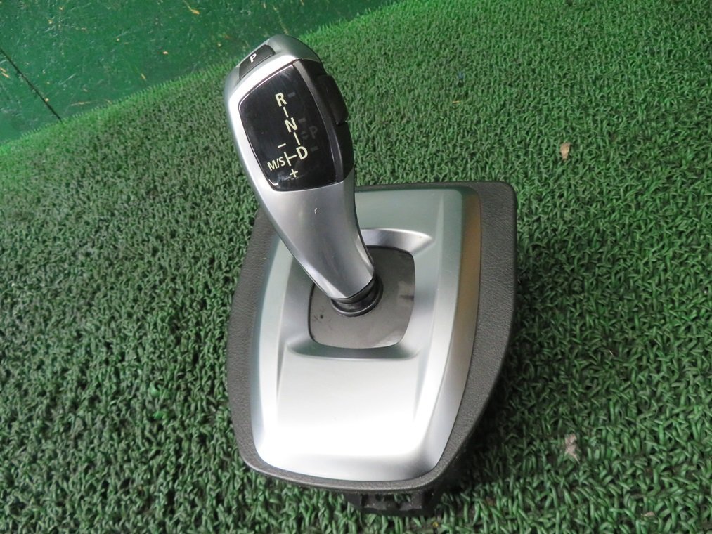 『psi』 BMW ABA-NU25 5シリーズ E60 525i LCI 後期 純正 シフトユニット H21年式拍卖