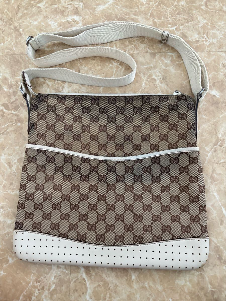 GUCCI グッチ GGキャンバス 白 オフホワイト パンチング レザー 斜め掛け ショルダーバッグ メッセンジャー 男女 中古 拍卖