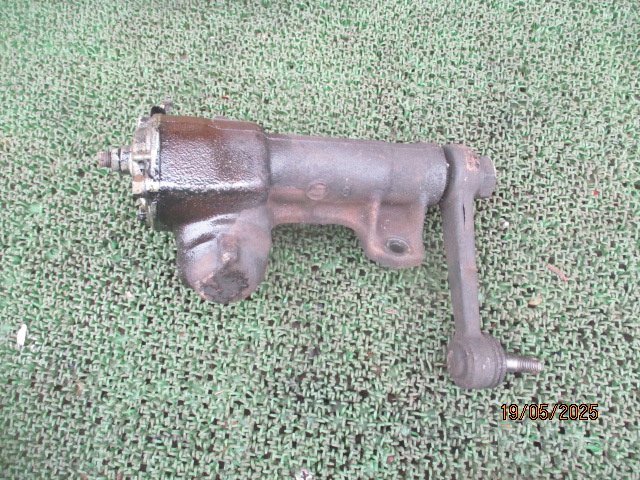 (0384)KE60 スプリンター リフトバック ステアリングギヤボックス拍卖