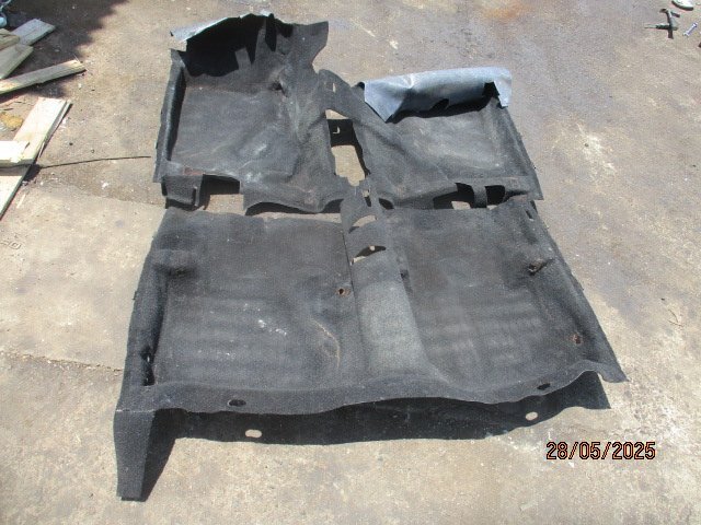 (0386)DR30 スカイラインRS 2ドア フロアカーペット拍卖