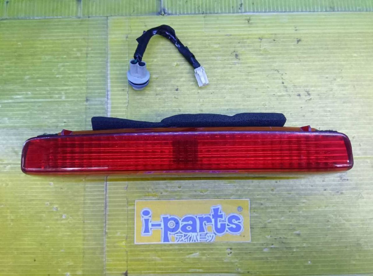 越谷 10系アルファード 純正 ハイマウントストップランプ ICHIKOH 28-138 越谷拍卖