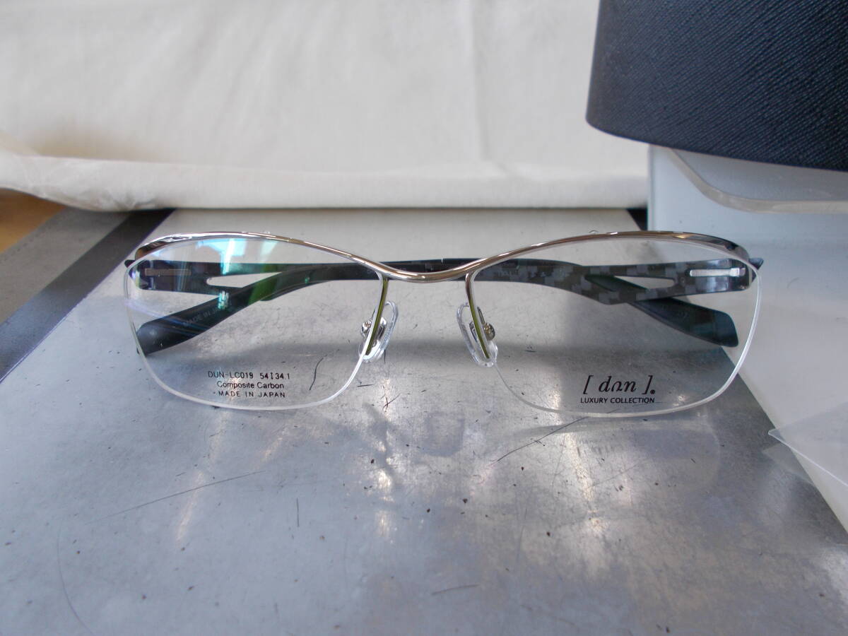 ドゥアン / COMPOSITE カーボン テンプル 眼鏡フレーム DUN-LC019-TI-7 LUXURY COLLECTION、ラグジュアリーコレクション拍卖