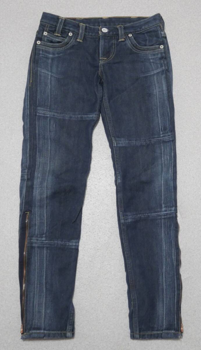 クロアチア製 Levi's RED 裾ジップ デニムパンツ 紺 27 ローライズ リーバイスレッド拍卖