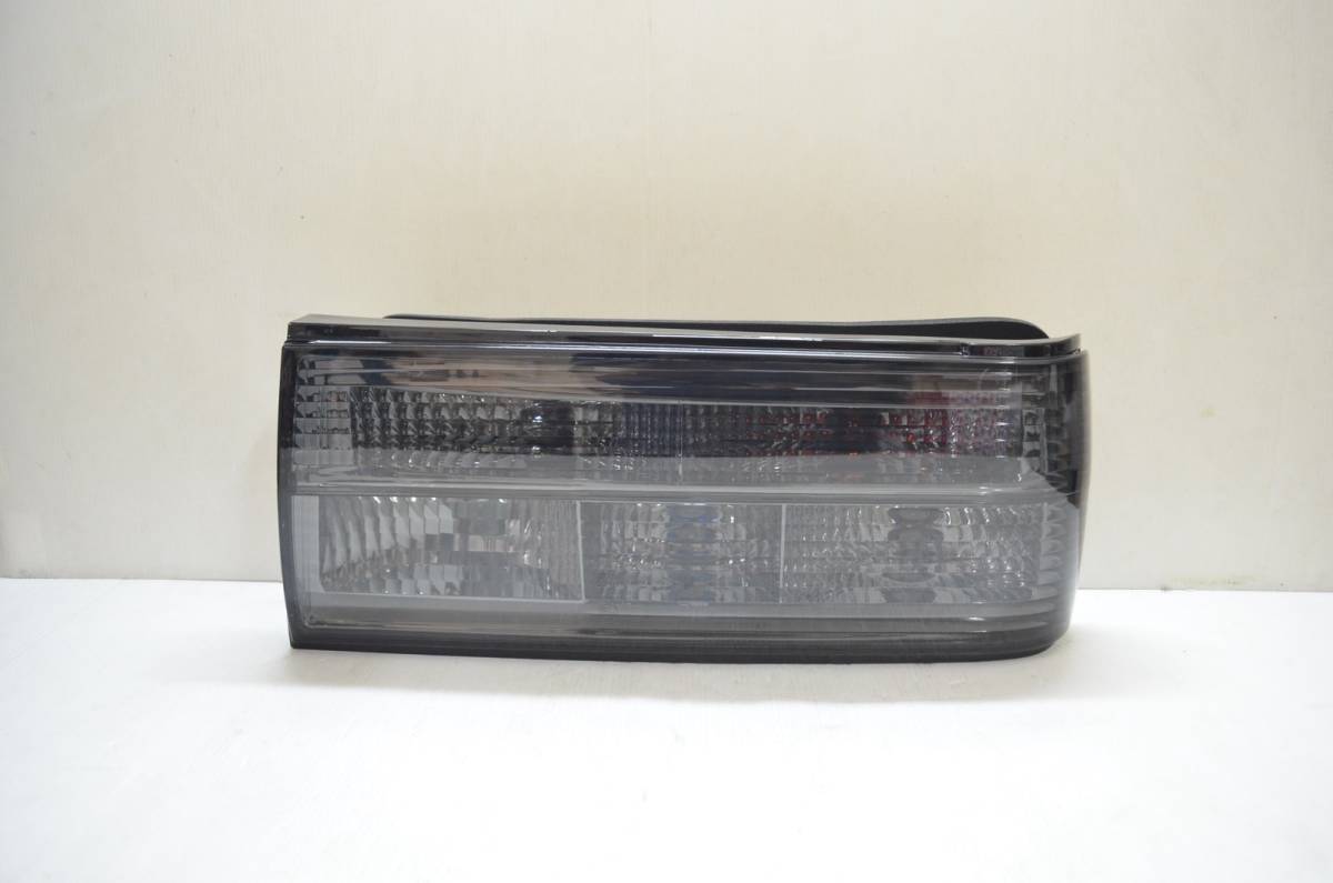 新品 左右セット 1989-1991 BMW E30 M40 クリスタルテールランプ スモークレンズ 配線付き拍卖