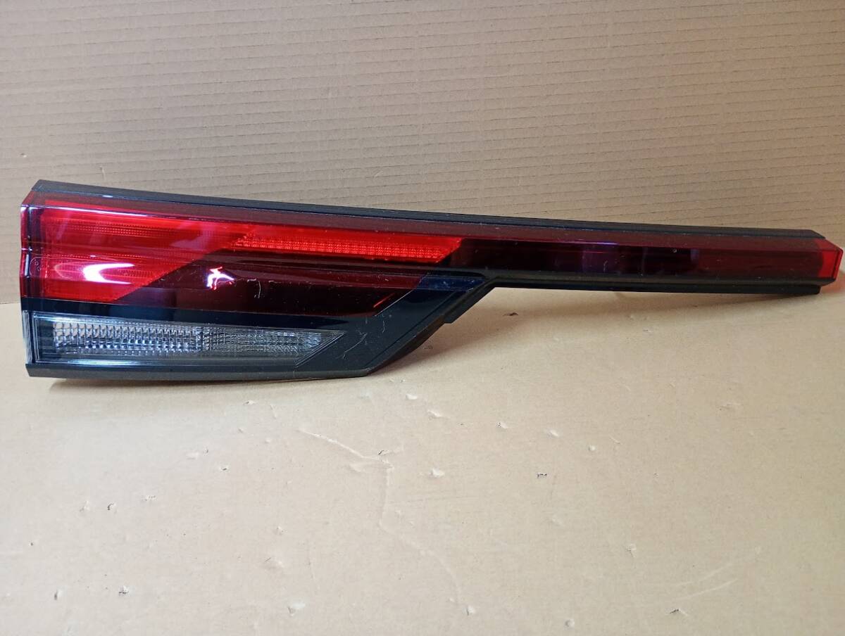 〇 日産 ノート・左テールランプレンズ ICHIKOH.D270 動作未確認ジャンク品 /純正 /NISSAN /E13 /テールランプ /テールライト 拍卖