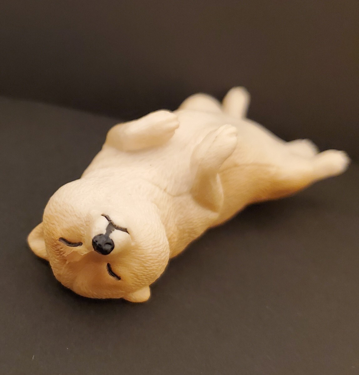 犬のフィギュア 柴犬E  眠る仔犬 9.5cm 犬の雑貨 HANAKO拍卖