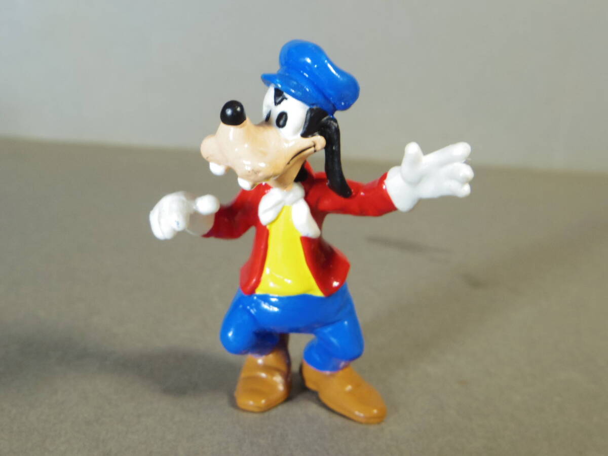 ディズニー グーフィー PVCフィギュア 青い帽子 BULLYLAND拍卖