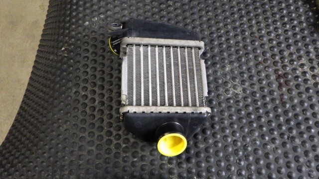 ワゴンR CBA-MH21S インタークーラー拍卖