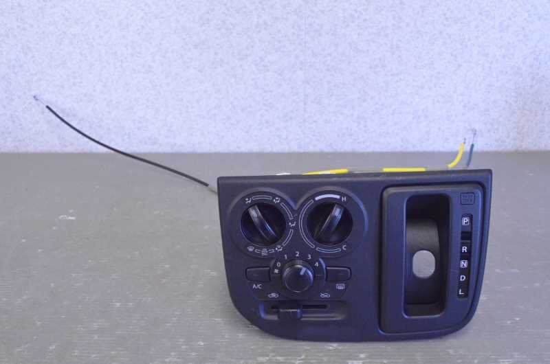 36 アルト L 4WD 2型 前期(HA36S) 純正 破損無 取付OK 動作保証 エアコンスイッチ シフトパネル付 28152-74PG s005455拍卖