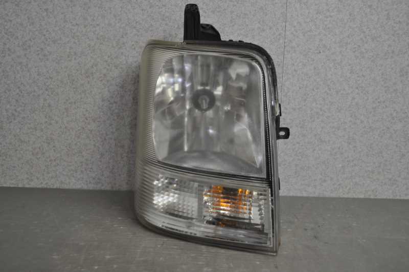 エブリィ PC ハイルーフ 3型 (DA64V) 純正 動作保証 右 ヘッドライト ハロゲン AL LE04H6129 35320-68H51 s019298D拍卖