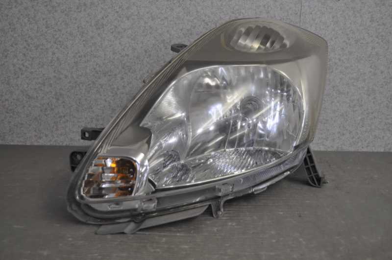 パッソ X 後期 (KGC10) 純正 動作保証 破損無 左 ヘッドライト ハロゲン レベライザー付き コイト 100-51762 81150-B1230 s019517D拍卖