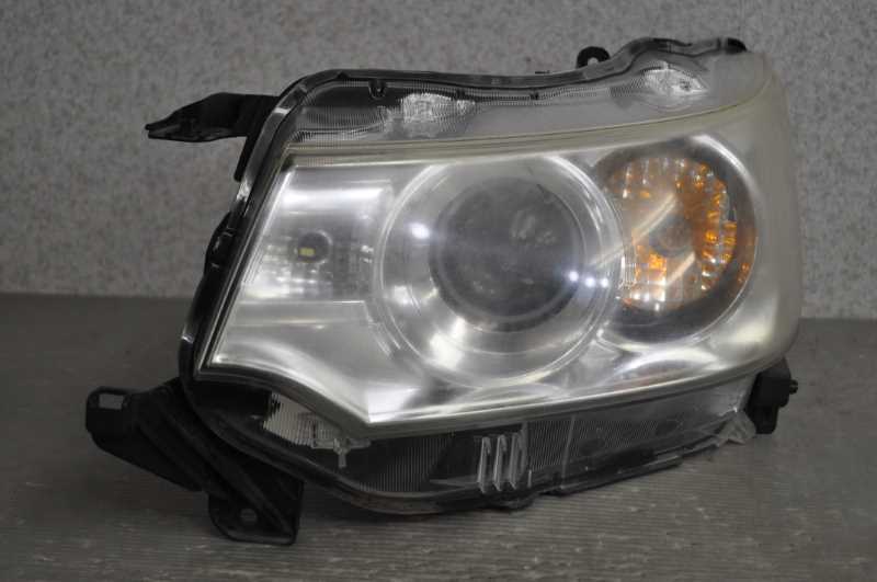 ワゴンR スティングレー X 2型 前期 (MH34S) 純正 動作保証 左 ヘッドライト HID バラスト レベライザー付 キセノン 100-59271 L s019578D拍卖