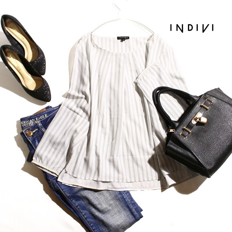 美品 インディヴィ INDIVI 株) ワールド 春 夏 ストライプ 柄 プリント 長袖 ブラウス カットソー 9号 38 ホワイト 白 ネイビー 紺 通勤拍卖