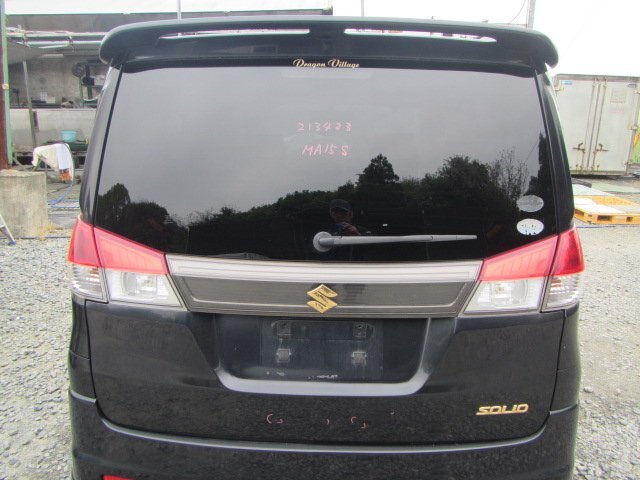 個人宅配送不可】スズキ ソリオ MA15S H24年式 ■バックドア【ZJ3/ブラック】中古★213423拍卖