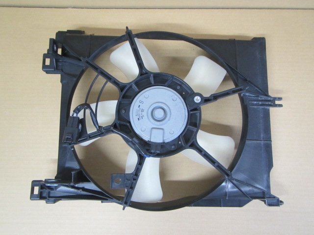 【個人宅配送不可】トヨタ ピクシスエポック LA300A H24年式 ■電動ファン ■中古 ★213100拍卖