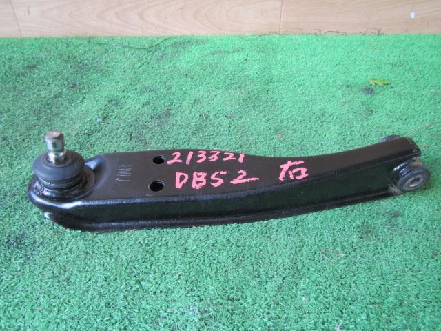 スズキ エブリィ DB52V H11年式 ■右フロントロアーアーム 中古 ★213321拍卖